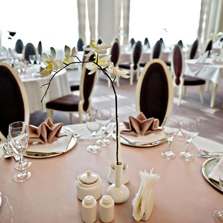 Hotel Prezydencki 3-Star Rzeszow Luaran gambar