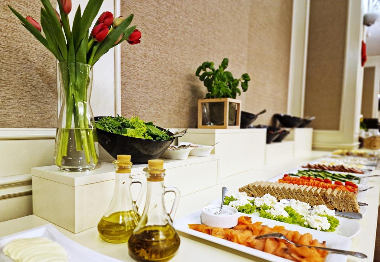 Hotel Prezydencki 3-Star Rzeszow Luaran gambar