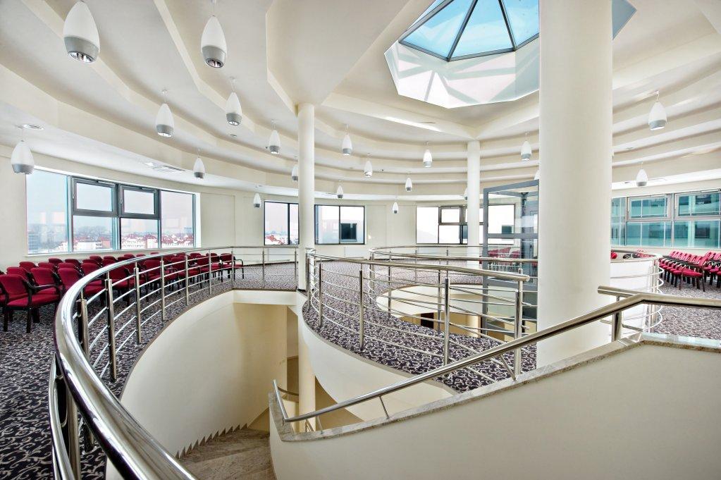 Hotel Prezydencki 3-Star Rzeszow Luaran gambar