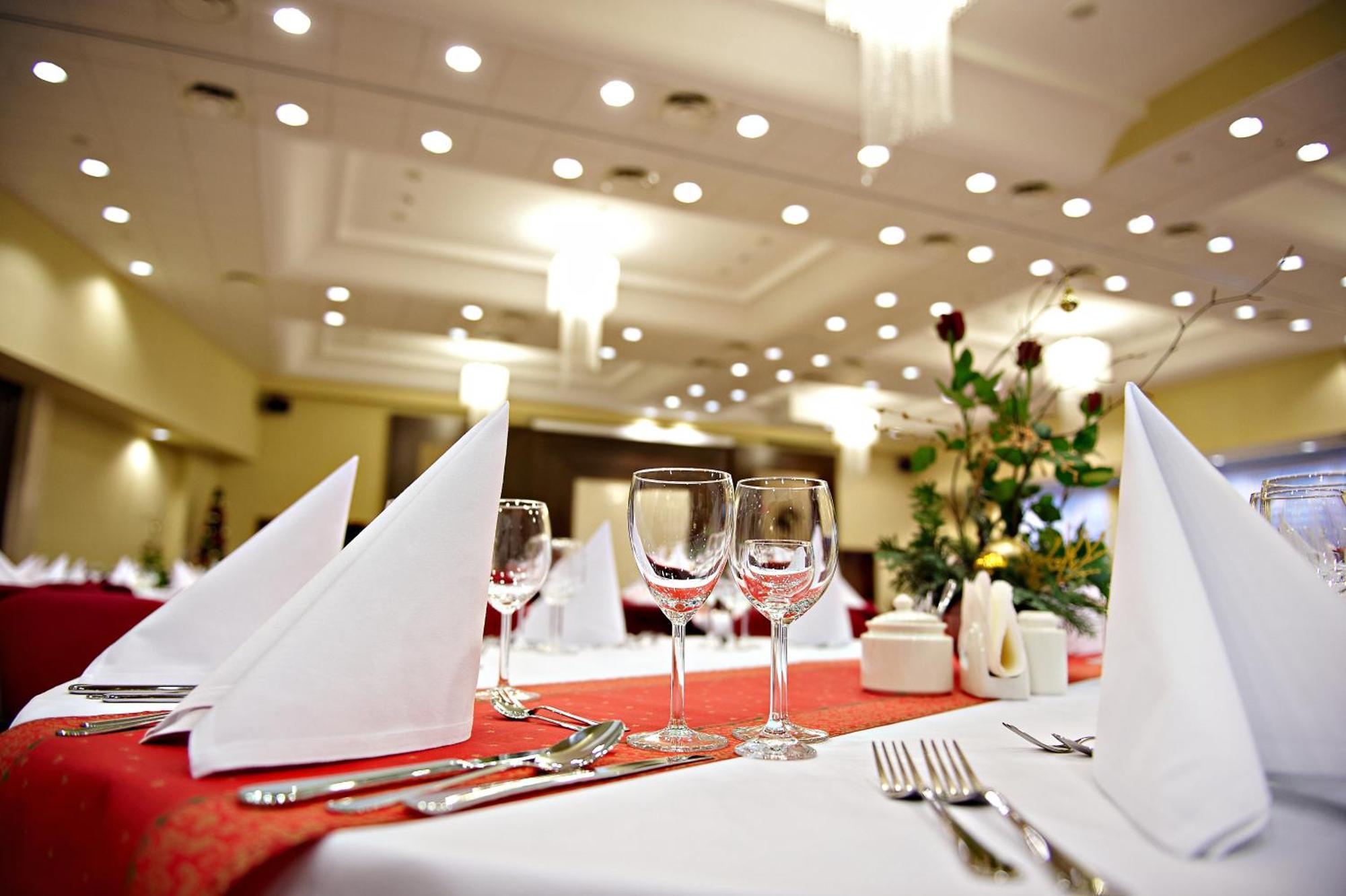 Hotel Prezydencki 3-Star Rzeszow Luaran gambar