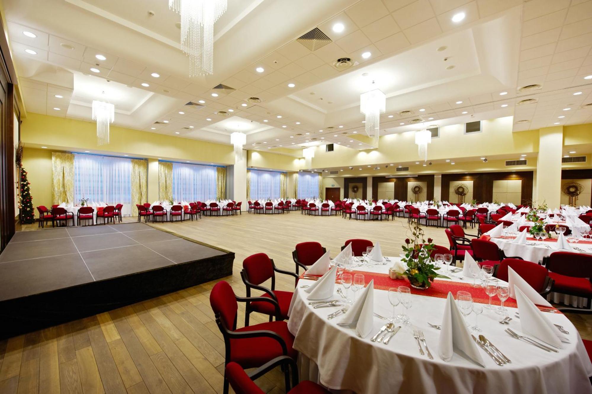 Hotel Prezydencki 3-Star Rzeszow Luaran gambar