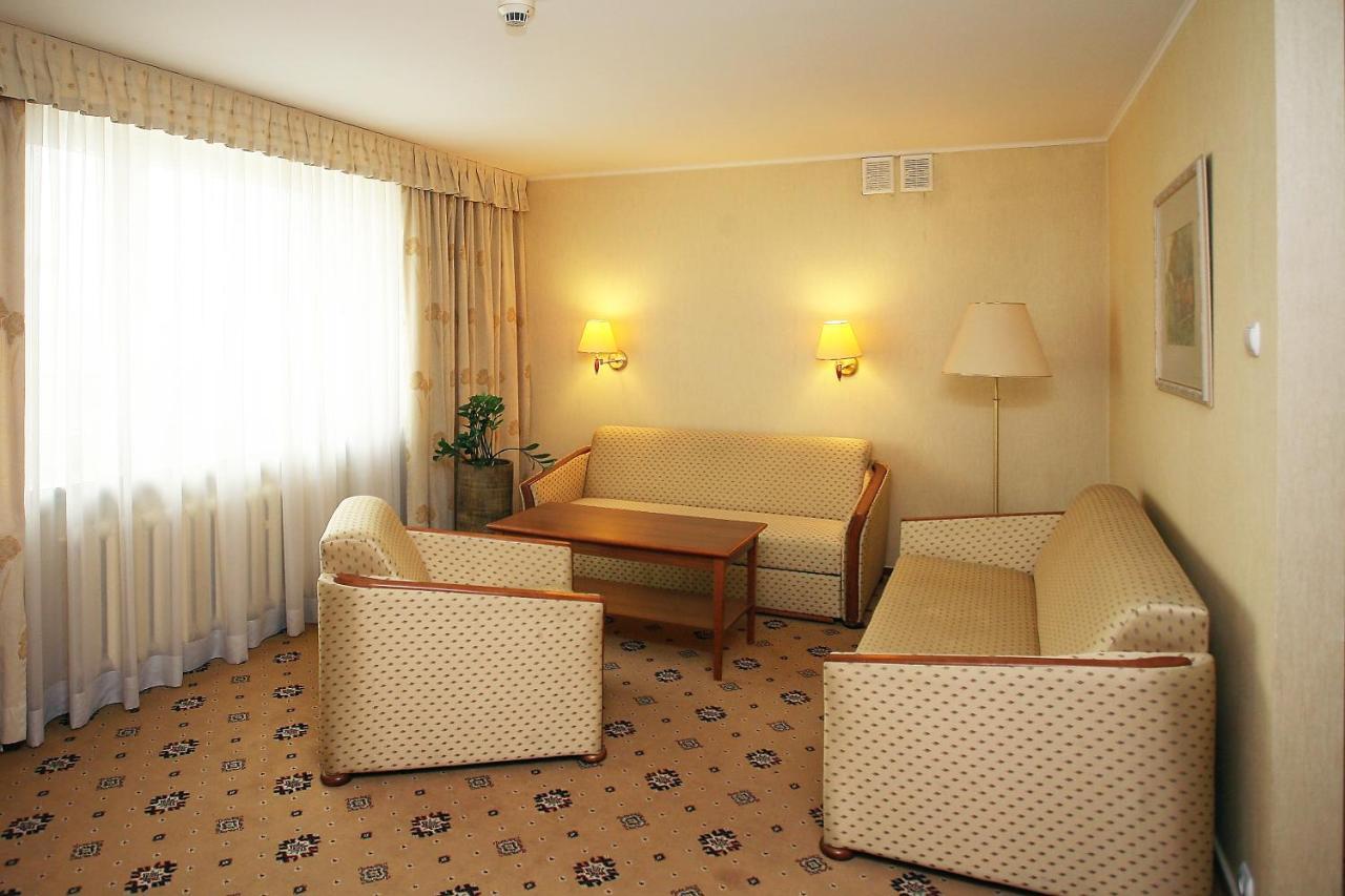 Hotel Prezydencki 3-Star Rzeszow Luaran gambar