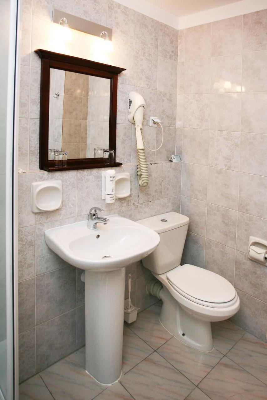 Hotel Prezydencki 3-Star Rzeszow Luaran gambar